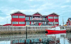 Røst Bryggehotell
